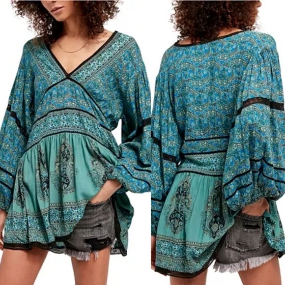 Free People Dresses & Skirts - Free People Luna Scarf Print Blue Tunic Top Dress
